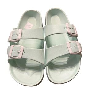 Source Unknown Mint Sandals with Pink Buckles